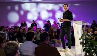 Laurens Dassen on stage